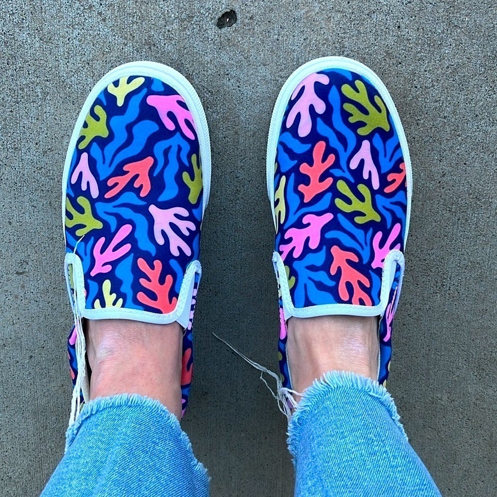 BUCKETFEET Blue Coral Kelp Pattern Shoes Size 8 - Picture 2 of 13